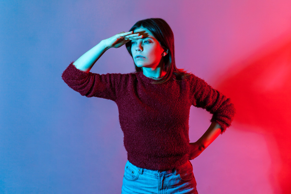 Cum să porți culori neon fără să exagerezi