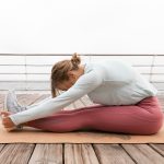 Tehnici de stretching pentru relaxarea mușchilor tensionați
