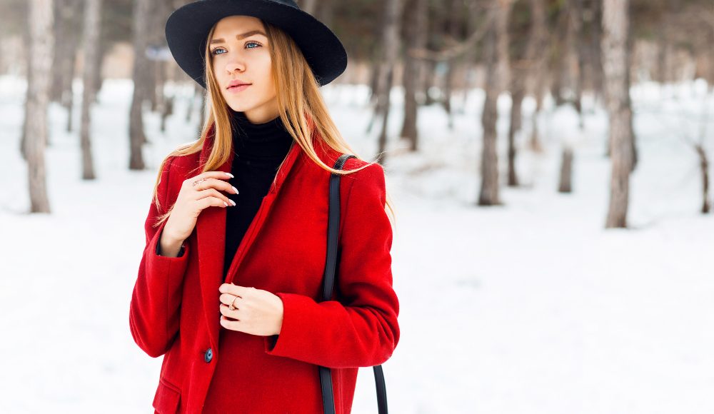 10 ținute de iarnă care te fac să arăți elegantă pe frig