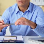 Costuri ascunse în taskuri administrative netrimise către asistenți virtuali