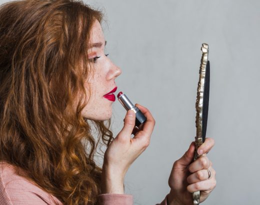 Alegerea corectă a rujului în funcție de tonul pielii