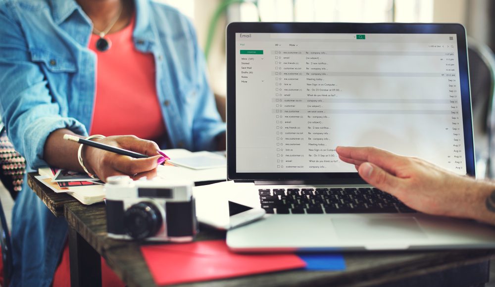 Tendințe de e-mail marketing care aduc conversii mai mari