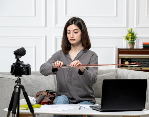 Cum să îți construiești un personal brand pe platforme video profesionale