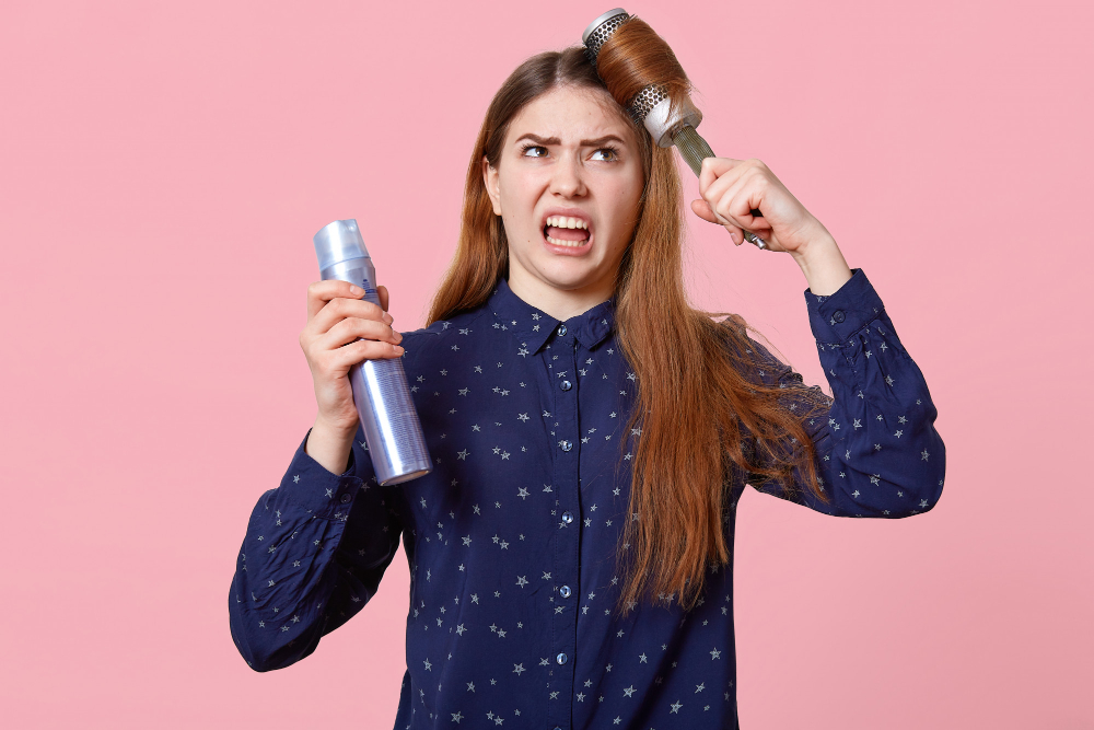 Spray-ul de fixare poate uni straturile fără să prelungească mereu rezistența