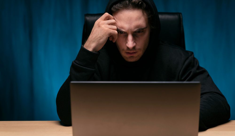 BGP hijacking: cum poate fi deviat traficul unei regiuni întregi de internet