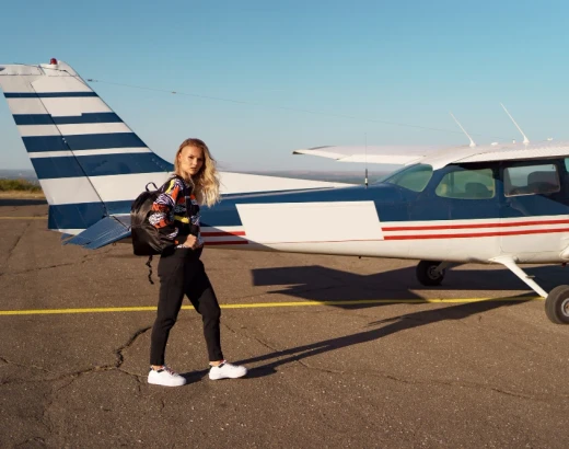 Jet lag-ul: De ce direcția călătoriei poate influența adaptarea