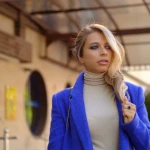 Monocromul: Secretul unei ținute elegante fără combinații complicate
