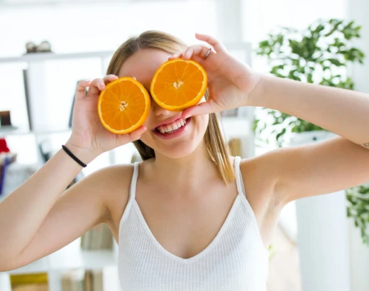 Vitamina C: Ce tipuri există și de ce formulele nu sunt toate la fel
